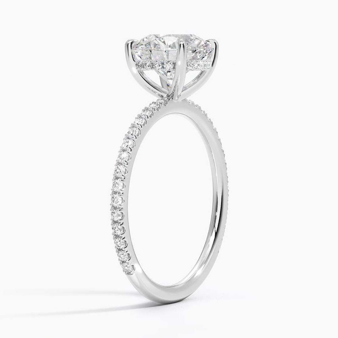 Classic Round Diamond Ring – Timeless Brilliance
