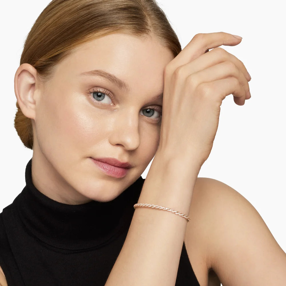 Luxury 18K Gold Diamond Twist Bangle Bracelet