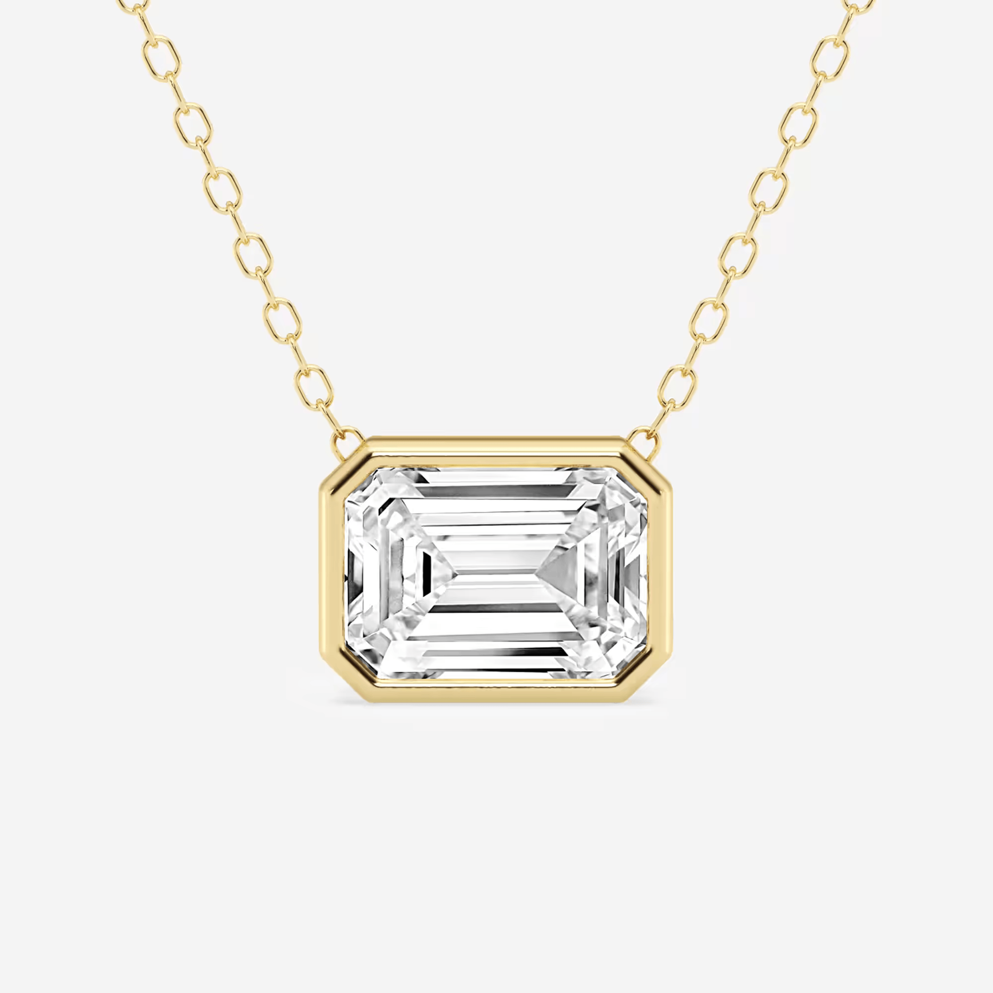 Diamond pendant in gold
Gold diamond pendant
Diamond pendant in silver
Silver diamond pendant
Diamond pendant in rose gold
Rose gold diamond pendant