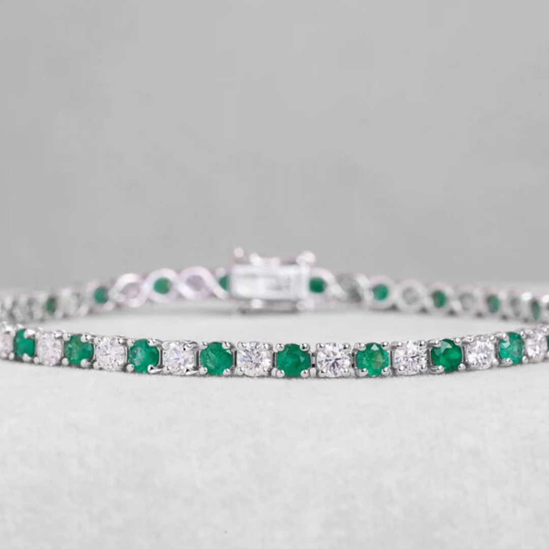 Unique Tennis Bracelet Green Emerald & Diamond