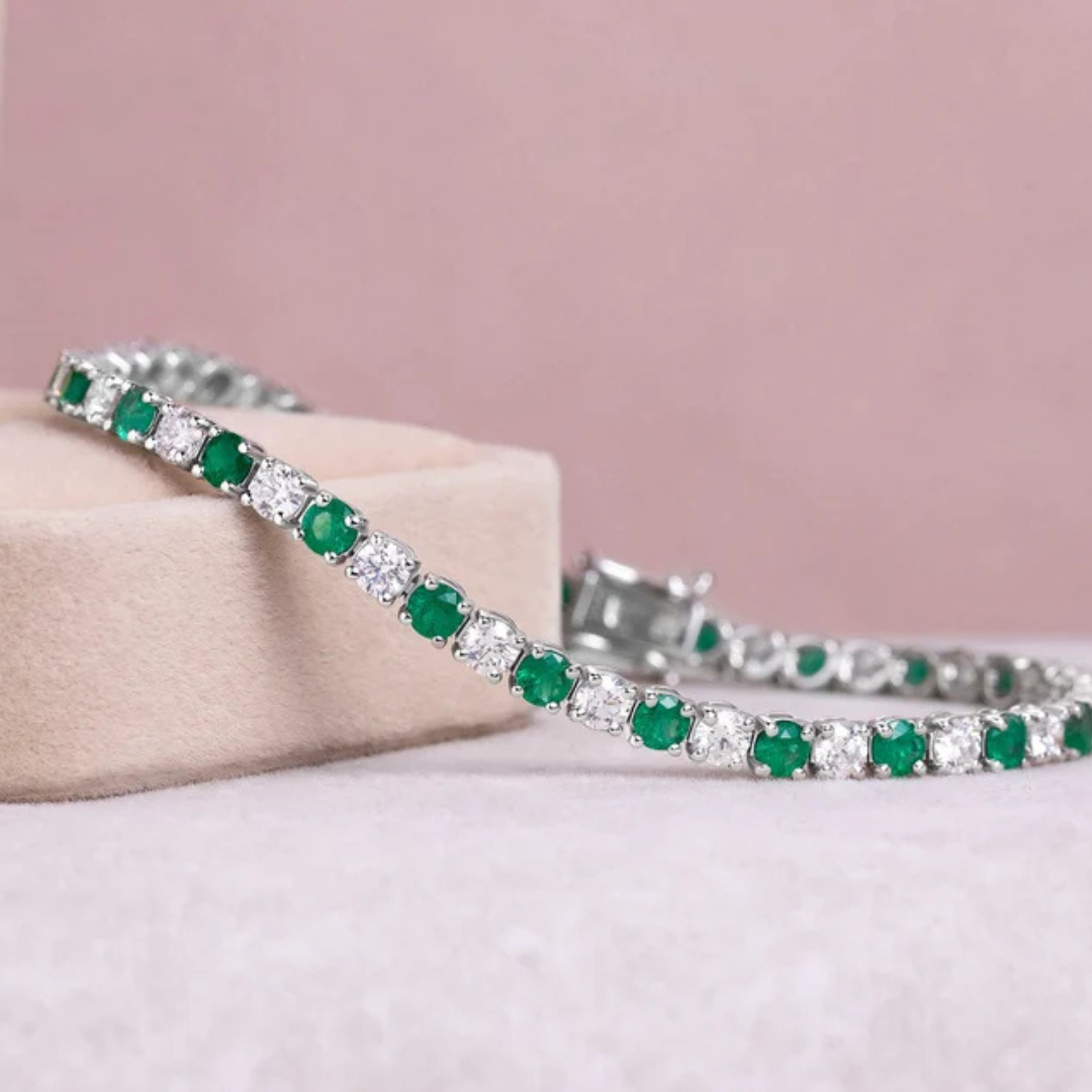 Unique Tennis Bracelet Green Emerald & Diamond