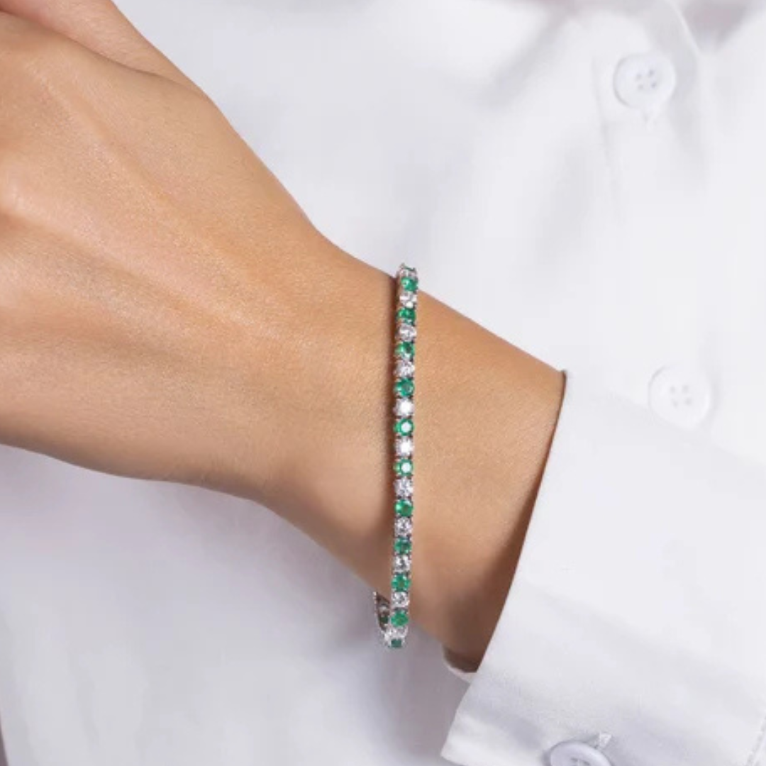 Unique Tennis Bracelet Green Emerald & Diamond