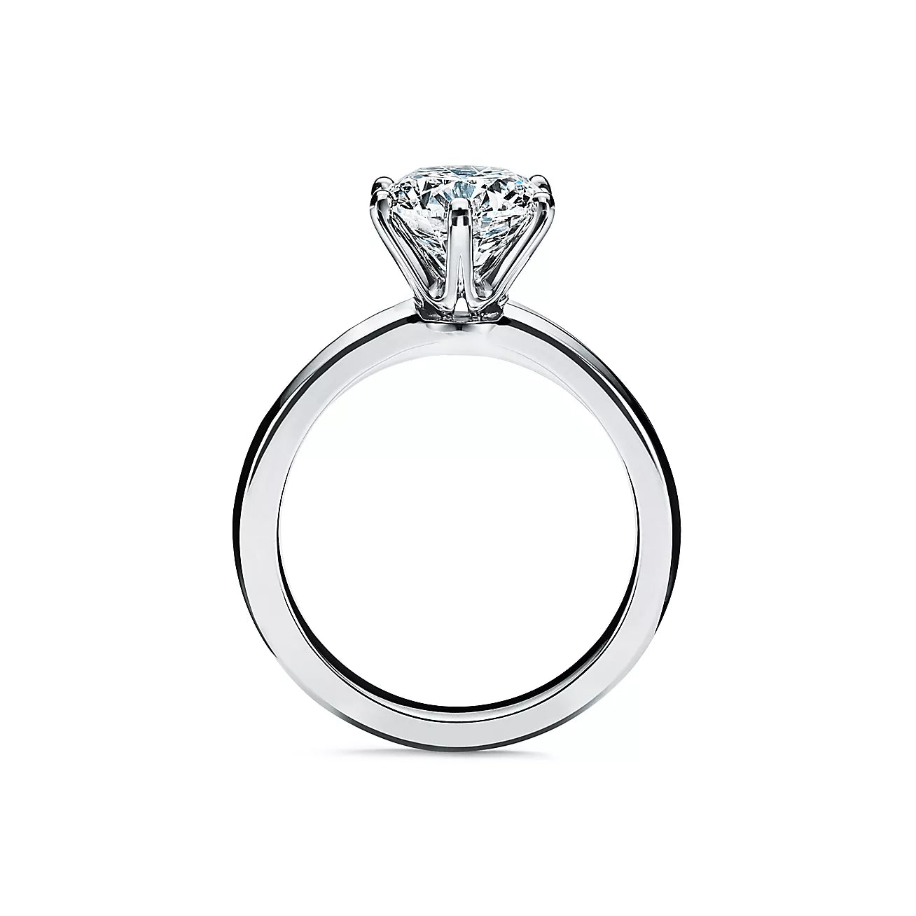 Engagement Ring in Round Diamonds