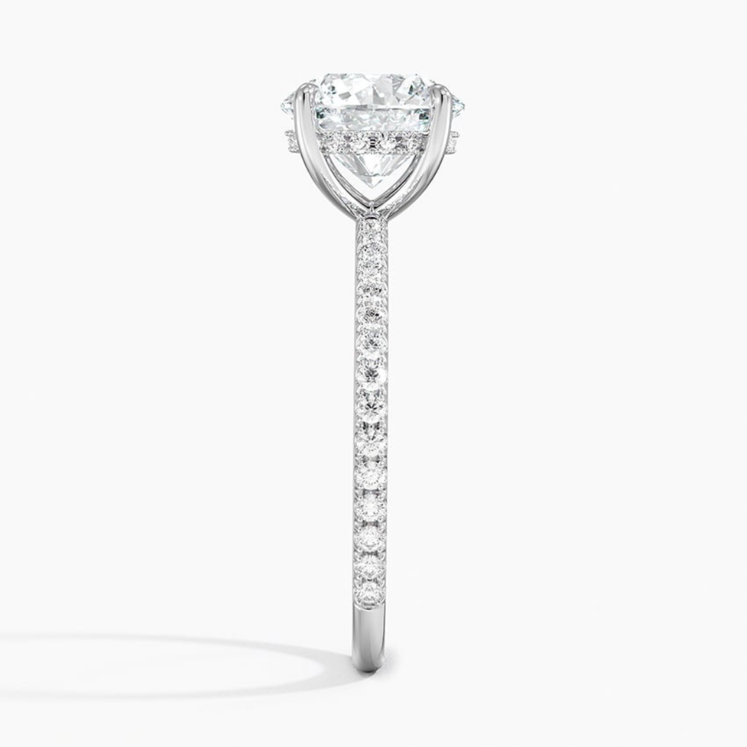 Classic Round Diamond Ring – Timeless Brilliance