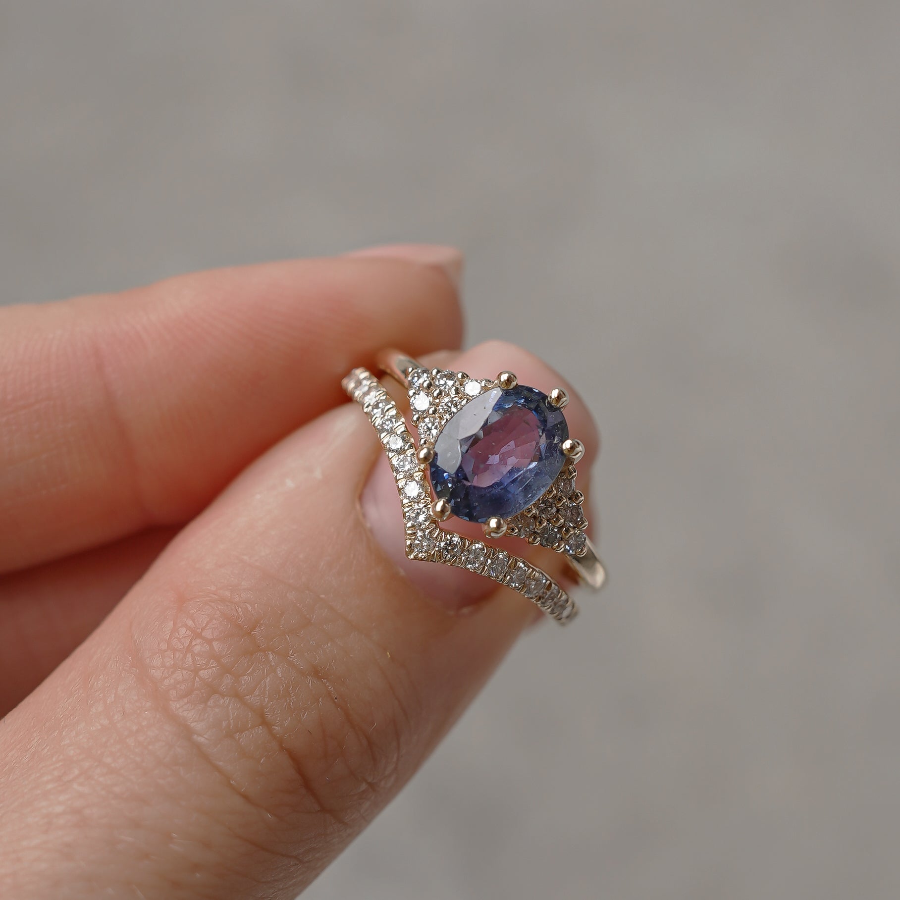 Emma Oval Natural Blue Sapphire Engagement Ring