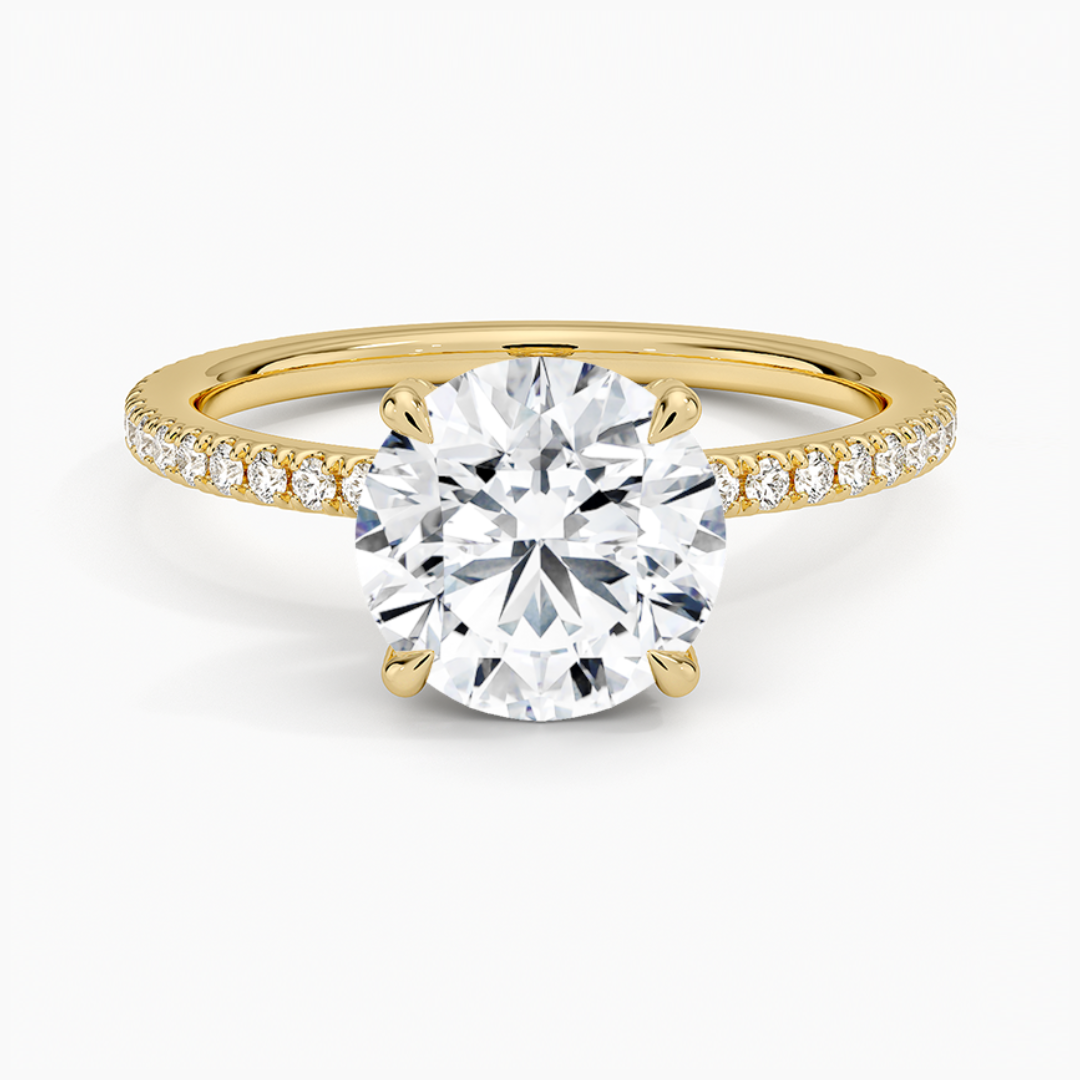 Classic Round Diamond Ring – Timeless Brilliance