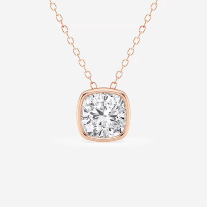 Diamond pendant in gold
Gold diamond pendant
Diamond pendant in silver
Silver diamond pendant
Diamond pendant in rose gold
Rose gold diamond pendant