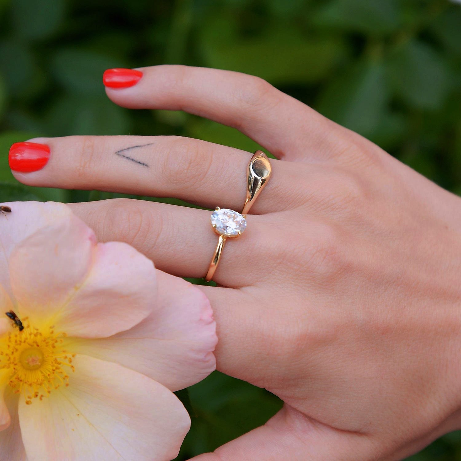 The Sparkle Star Signet Ring, Natural Diamond