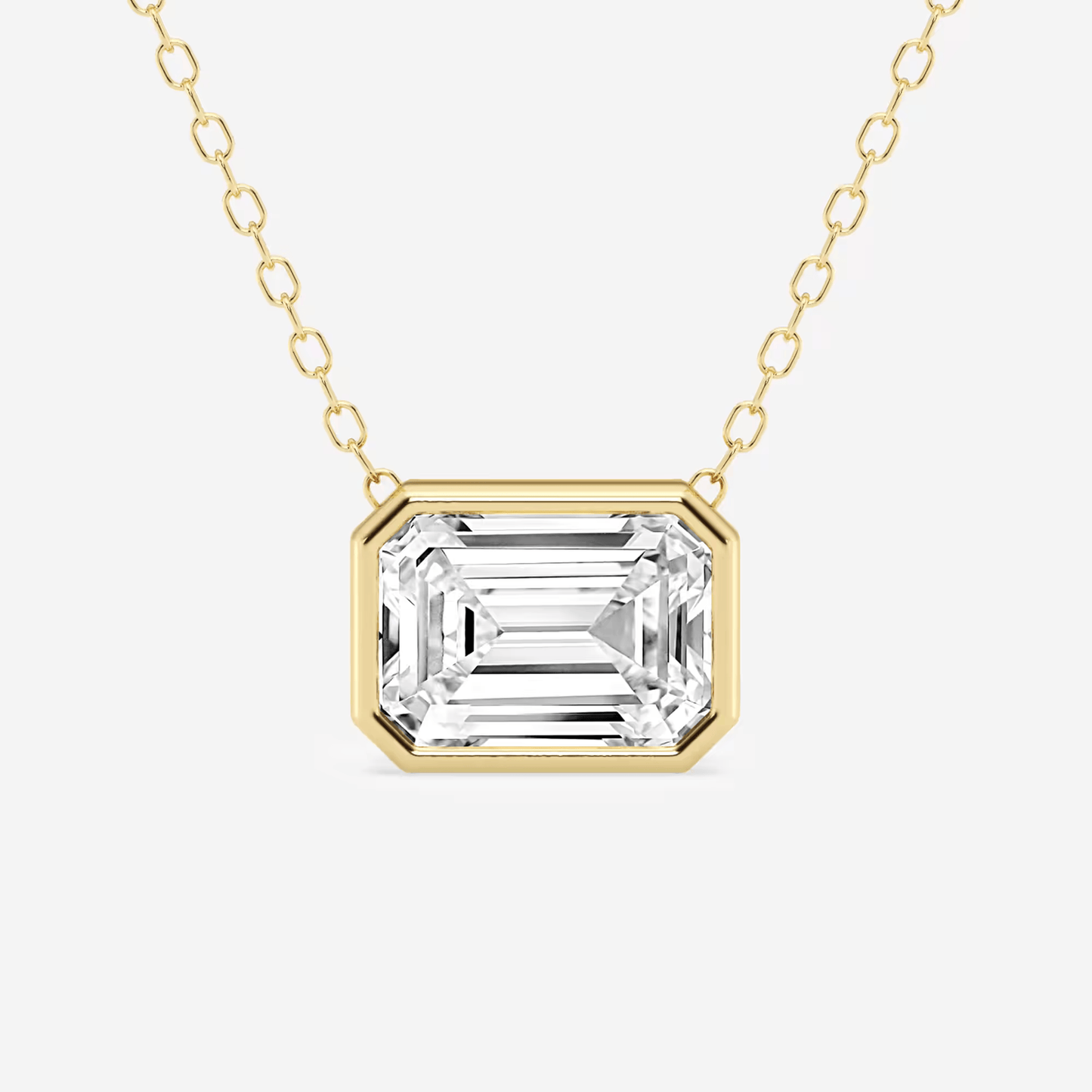 Diamond pendant in gold
Gold diamond pendant
Diamond pendant in silver
Silver diamond pendant
Diamond pendant in rose gold
Rose gold diamond pendant