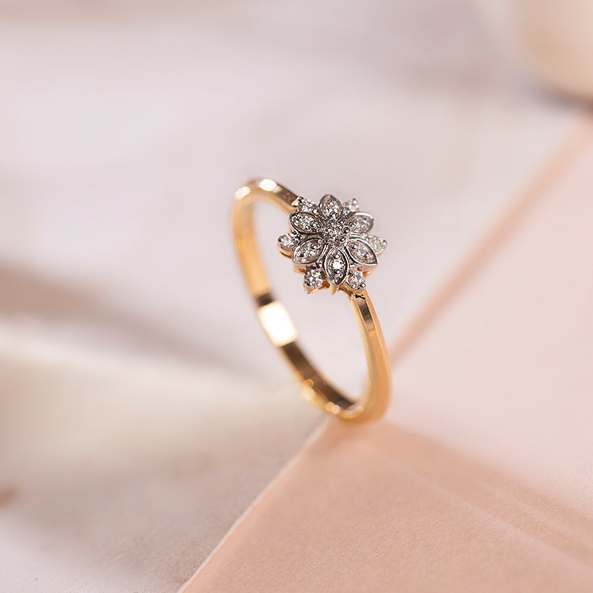 14k Floral Sparkle Ring