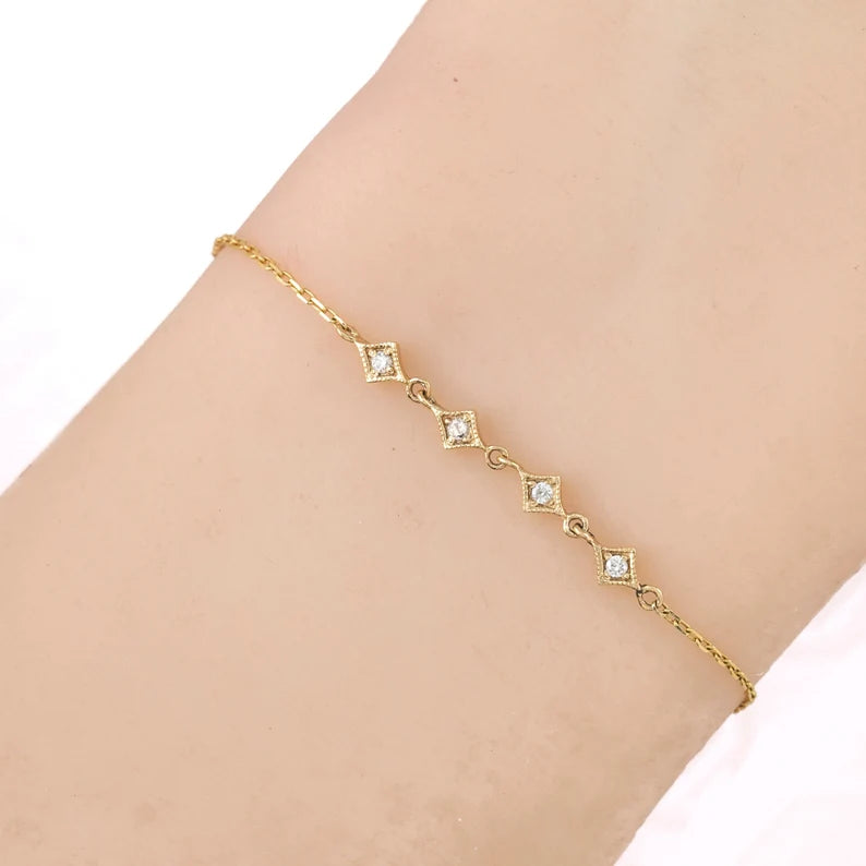 Tiny star multi diamond chain bracelet, dainty diamond star bracelet, multi charm, antique inspired bracelet 14k gold, rose gold, white gold