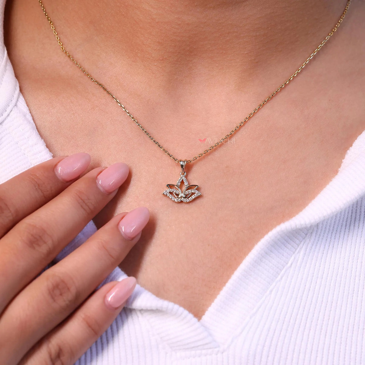 Lotus flower lab-grown diamond pendant with an elegant floral design by Flexfives Jewels.