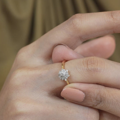 14k Floral Sparkle Ring